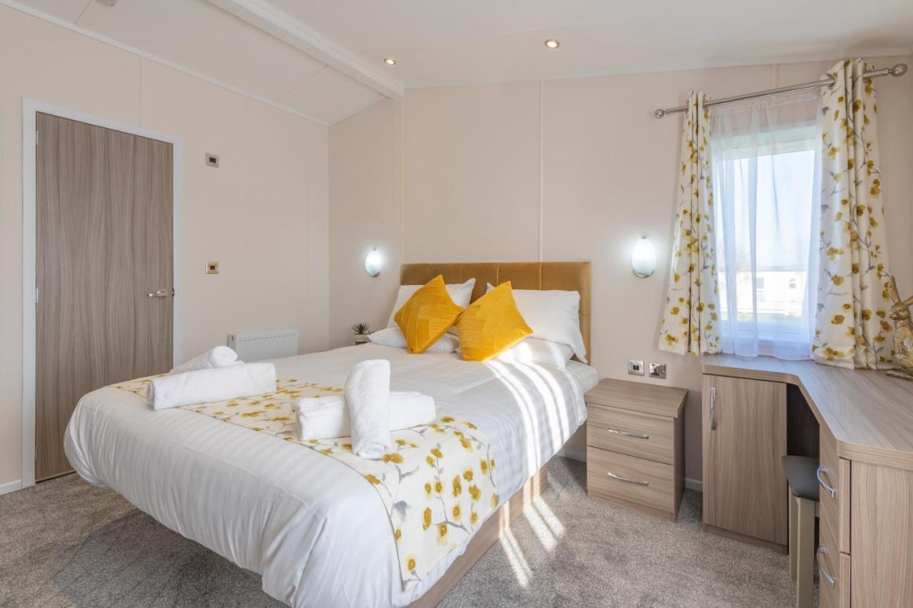 Marine Holiday Park Рил Екстериор снимка