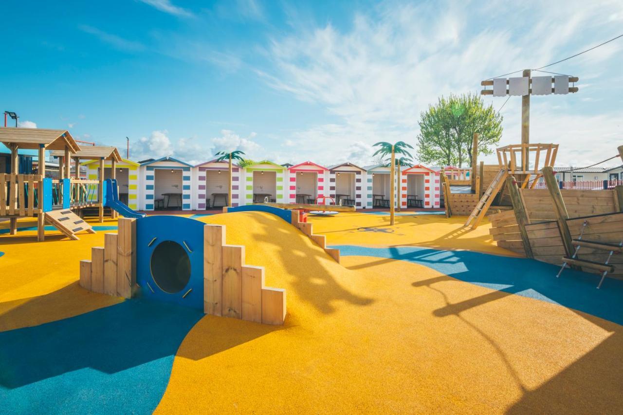 Marine Holiday Park Рил Екстериор снимка