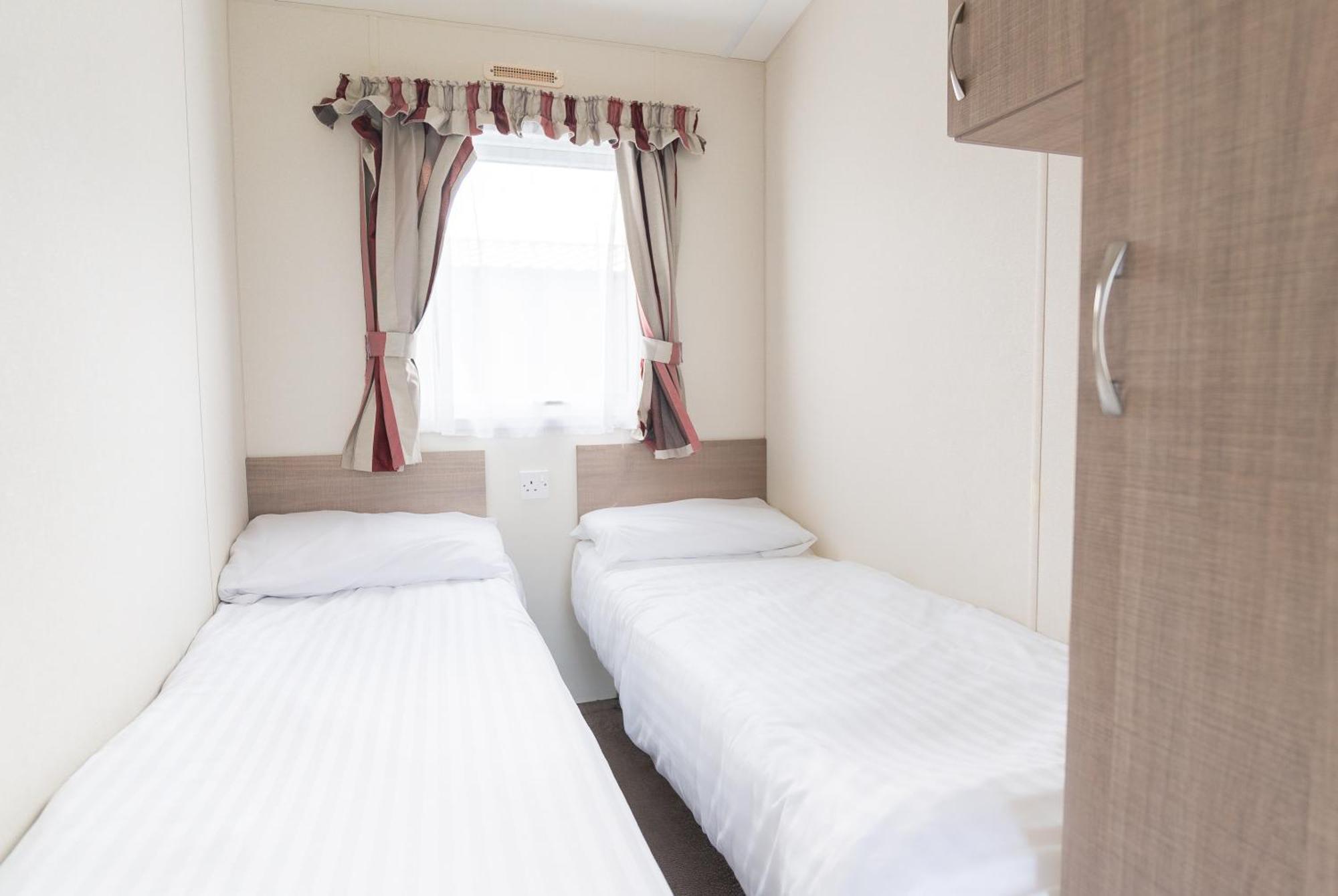 Marine Holiday Park Рил Екстериор снимка