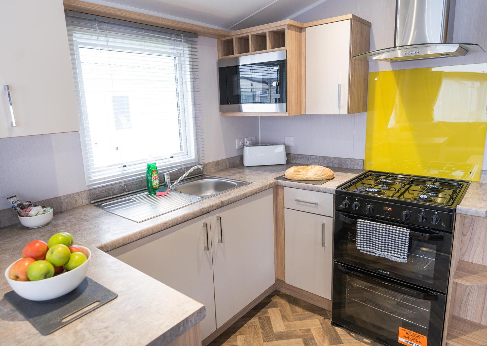 Marine Holiday Park Рил Екстериор снимка